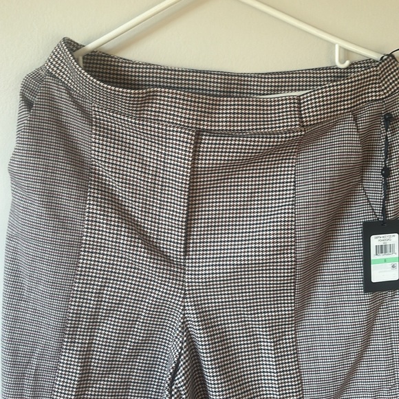 Brand new DKNY wide legged cropped pants - Picture 5 of 6